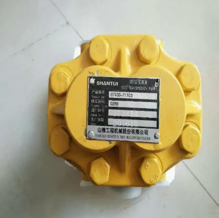 D155 Насос коробки передач бульдозера 07433-71103 07433-71102